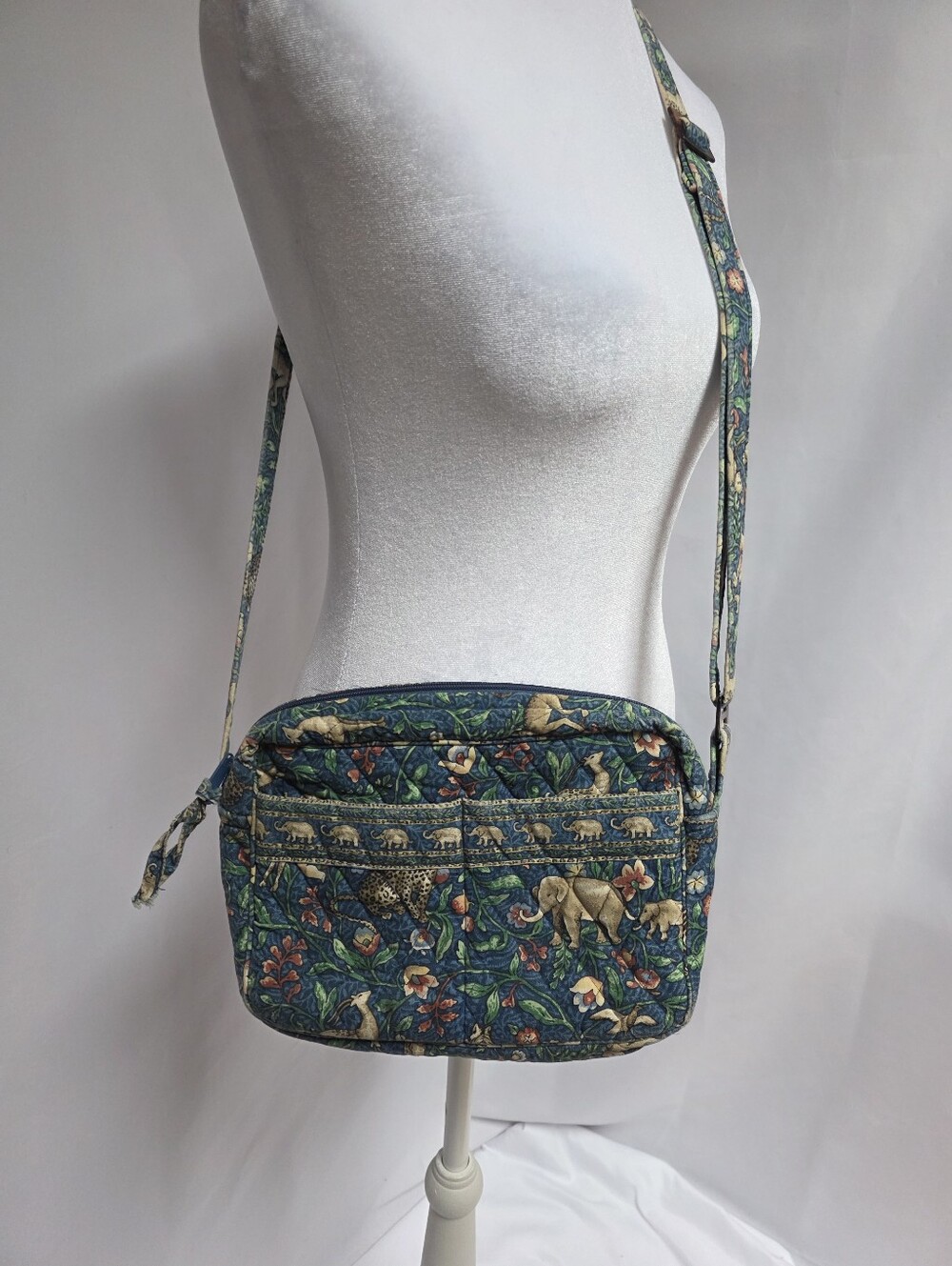Vintage Vera Bradley Animal Kingdom Crossbody Bag Blue Safari Retired